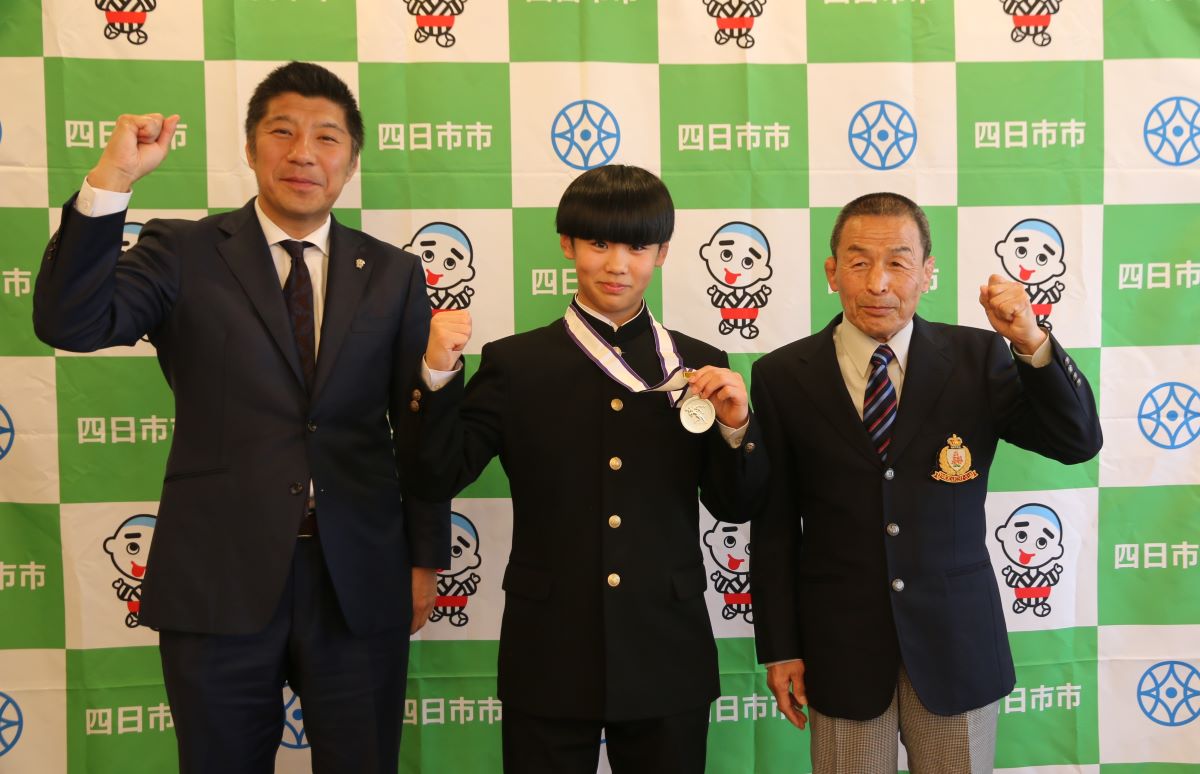 U15全日本レスリング選手権で優勝　四日市ジュニアレスリングクラブの長谷川さん