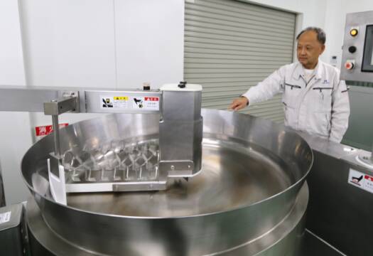 「パラパラ感の炒飯」工夫と挑戦　四日市の伊藤工機、大手コンビニ支える調理機