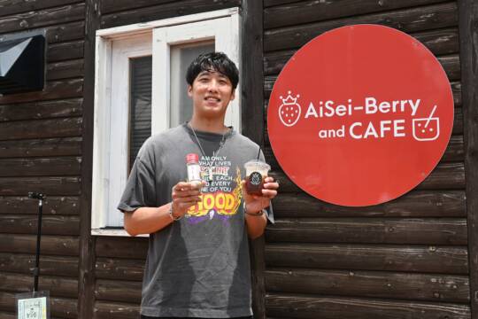 東京五輪バスケットボール日本代表　張本天傑選手　四日市でファンと触れ合い