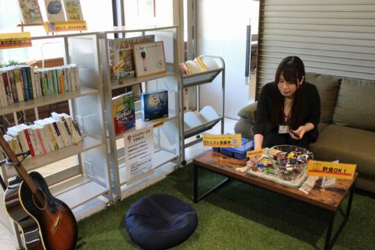 高校生年代のための「ヤスジマベース」公開、四日市市のこどもの居場所づくり施策で