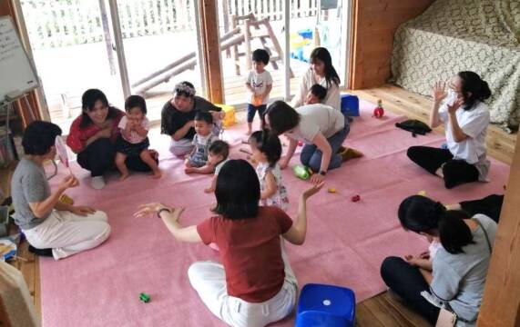子育てする親「同士」で交流を、こどもスペース四日市が「はじめてパパ＆ママ」のシリーズを企画