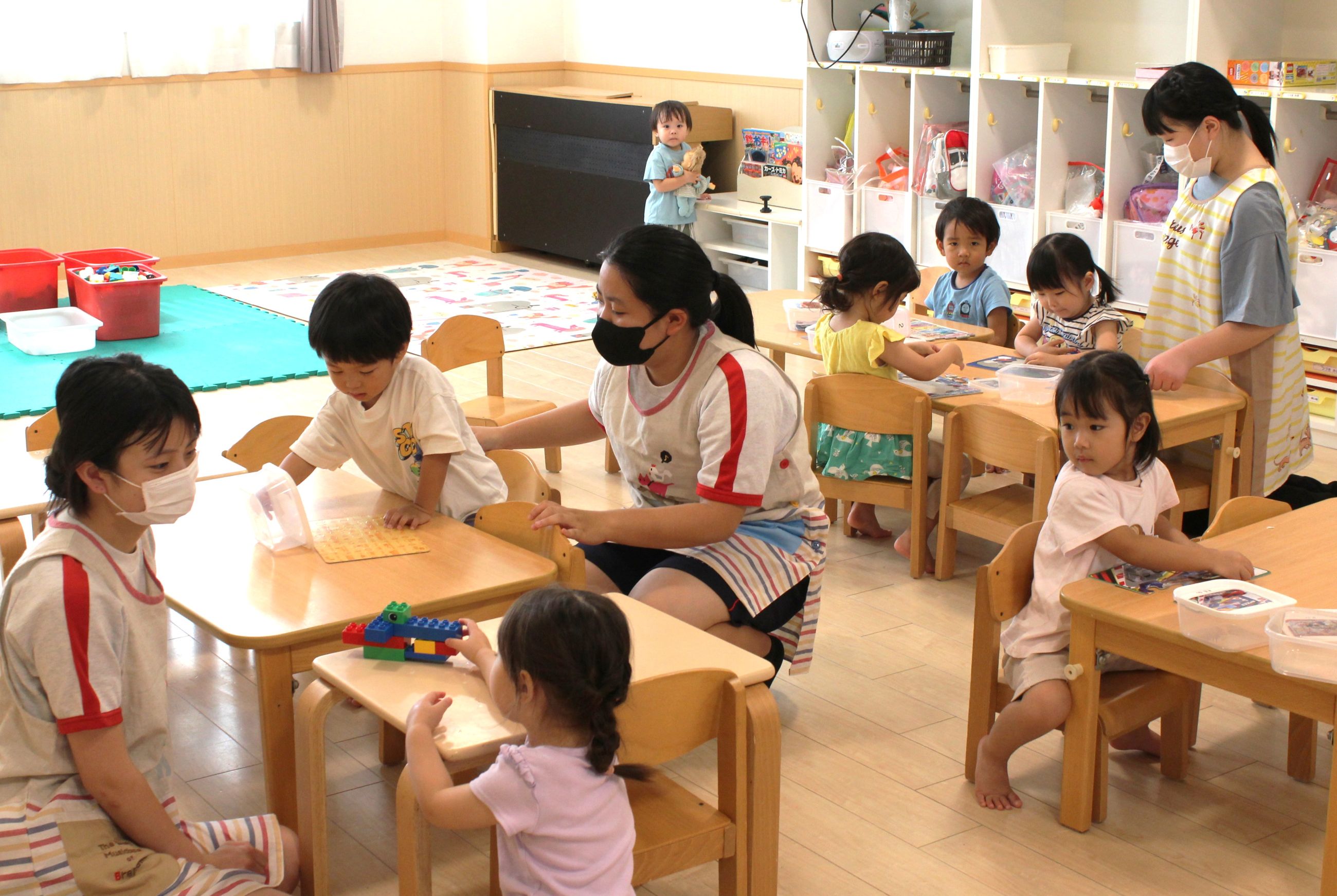 IMG_1066保育小さい子