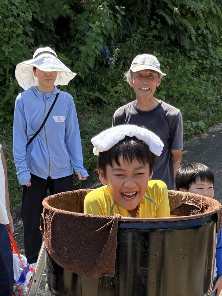 五右衛門風呂に流しそうめん昔の暮らしを楽しむ　神前地区で体験会開催