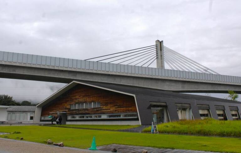 菰野町のアクアイグニス、不動産は星野リゾート・リート投資法人へ、運営やサービスなど変わらず