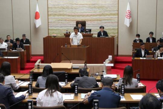浸水の検証、被災者支援など求める、四日市市議会で大雨被害について質疑