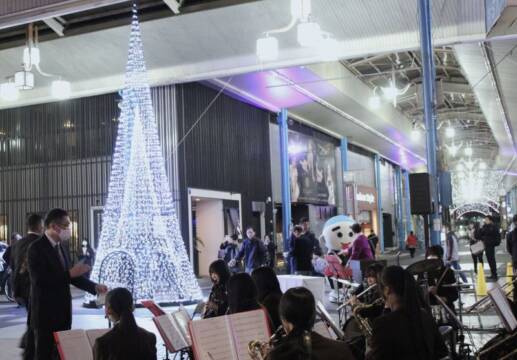 四日市ウィンターイルミネーションが点灯、豪雨被害に負けるなと2月まで市街地照らす