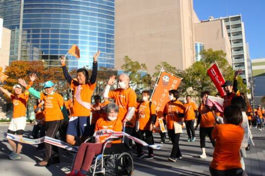 「RUN伴四日市2025」快晴のゴール、認知症にやさしい町づくりの夢運ぶ