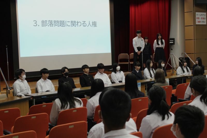 4つのテーマで人権を考えCM動画も作成、四日市市立三重平中学の3年生が「人権シンポ」開催