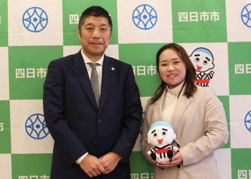 シーズン入りを前に健闘誓う、四日市出身の女子プロゴルファー池ヶ谷瑠菜さん