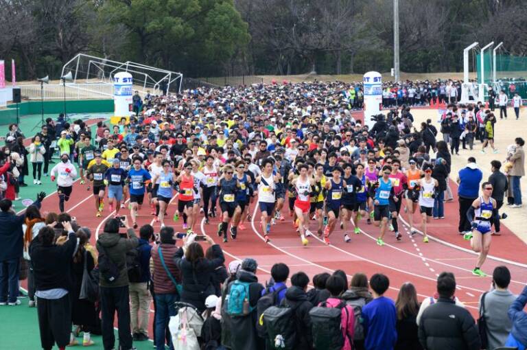 天気もまずまず、3000人余が参加、第1回四日市みなとランフェスティバル