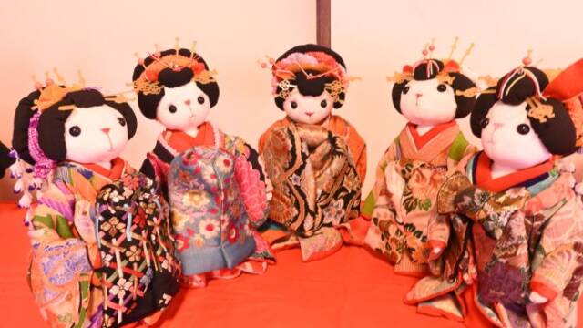 メンバーが作った花魁を5個並べた様子