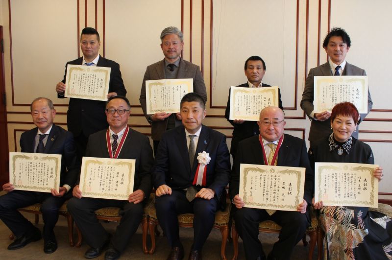 苦労話や貴重な意見も、四日市市で産業功労者など表彰式