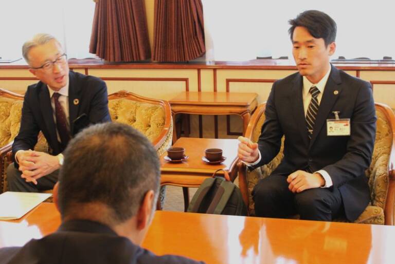 獣医として貢献を、四日市の秋山真之介さんがJICA海外協力隊でトンガ王国へ