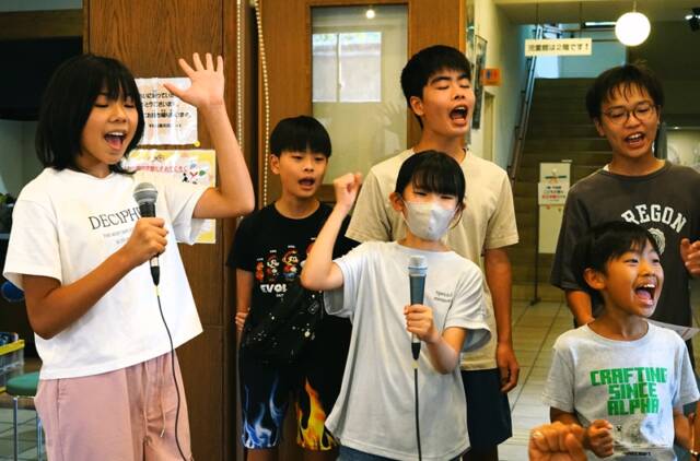 こども四日市ドキュメンタリー映画「やってみyoo!!」主題歌レコーディングの様子