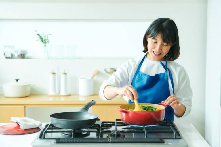 タサン志麻さん講演会「家族と食事を楽しむ方法」、都ホテル四日市でランチビュッフェと