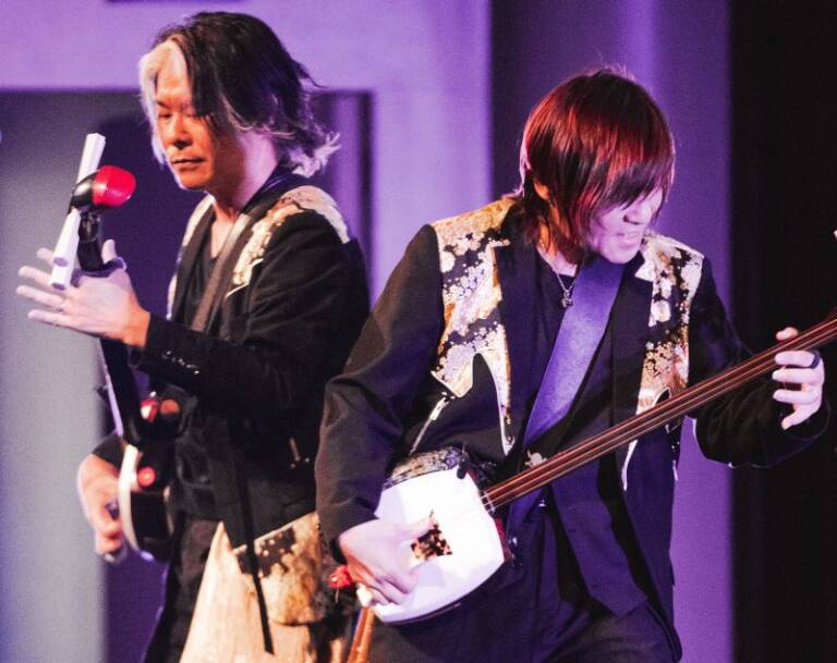改めて感じた三味線の力　四日市市観光大使の兄弟ユニット「KUNI-KEN」が米国初公演で得たもの