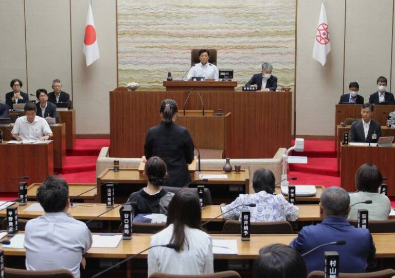 中央通り再編に合わせ周辺通りも再整備を、中日2軍本拠地の誘致は断念、四日市市議会一般質問