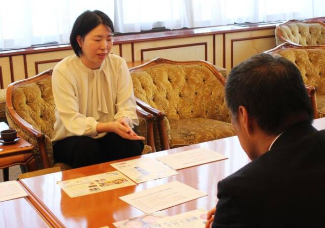 多胎支援の必要性を訴える古川幸代代表