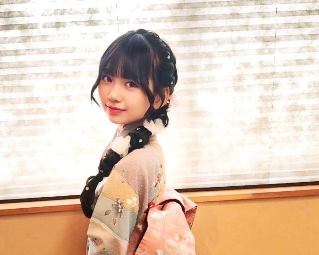 着物姿で微笑むゆあんさん